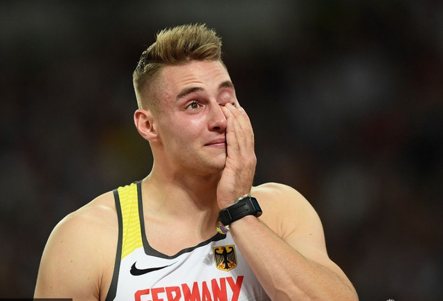 关于连胜势头难挡!田径豪取十连胜的信息 关于连胜势头难挡!田径豪取十连胜的信息