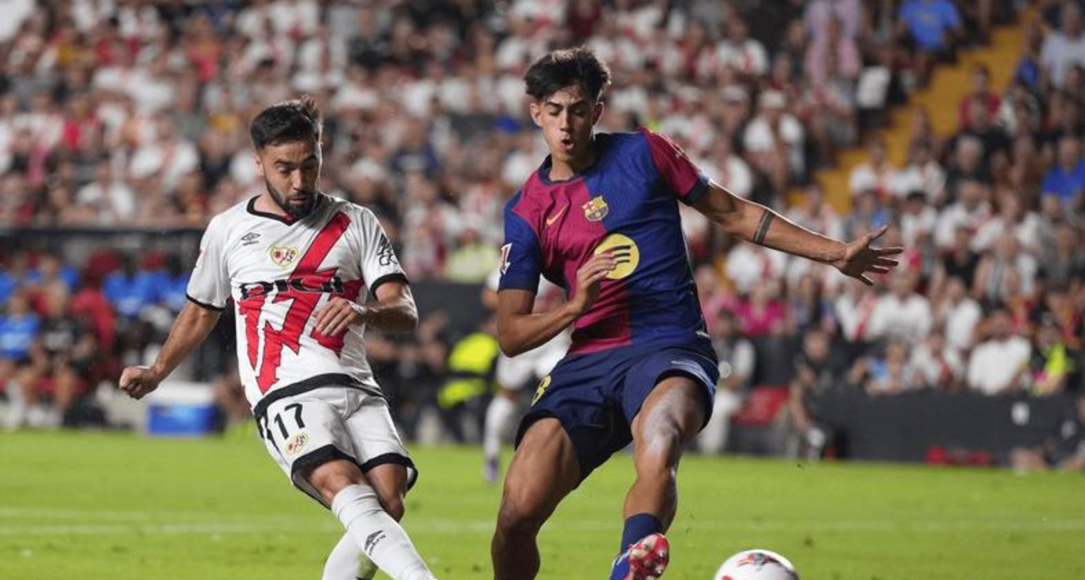 英格兰横扫巴萨，孔德扛起全队