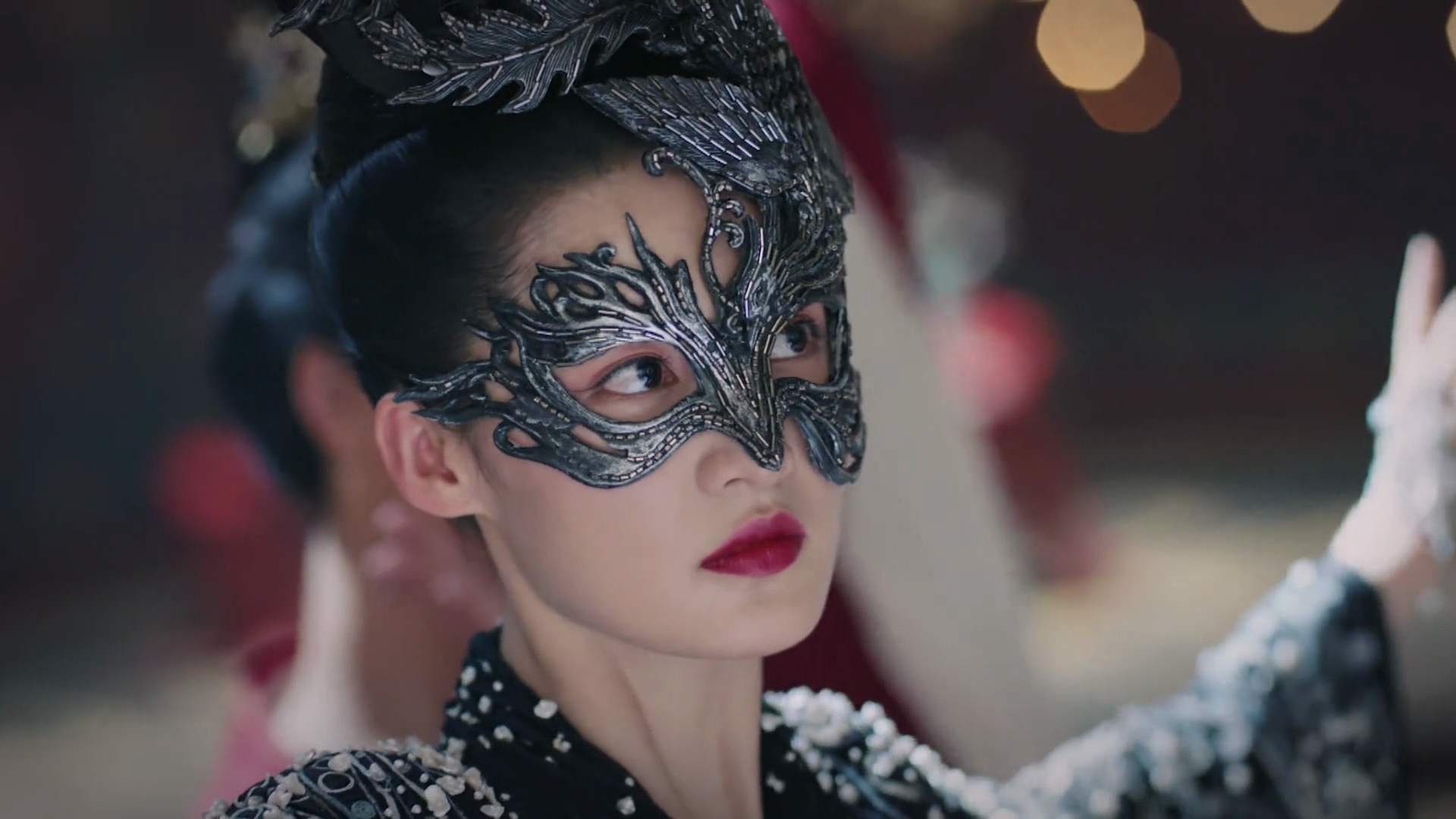 韧性与荣耀，从德甲鏖战到亚洲之光，足球哲学的双面书写