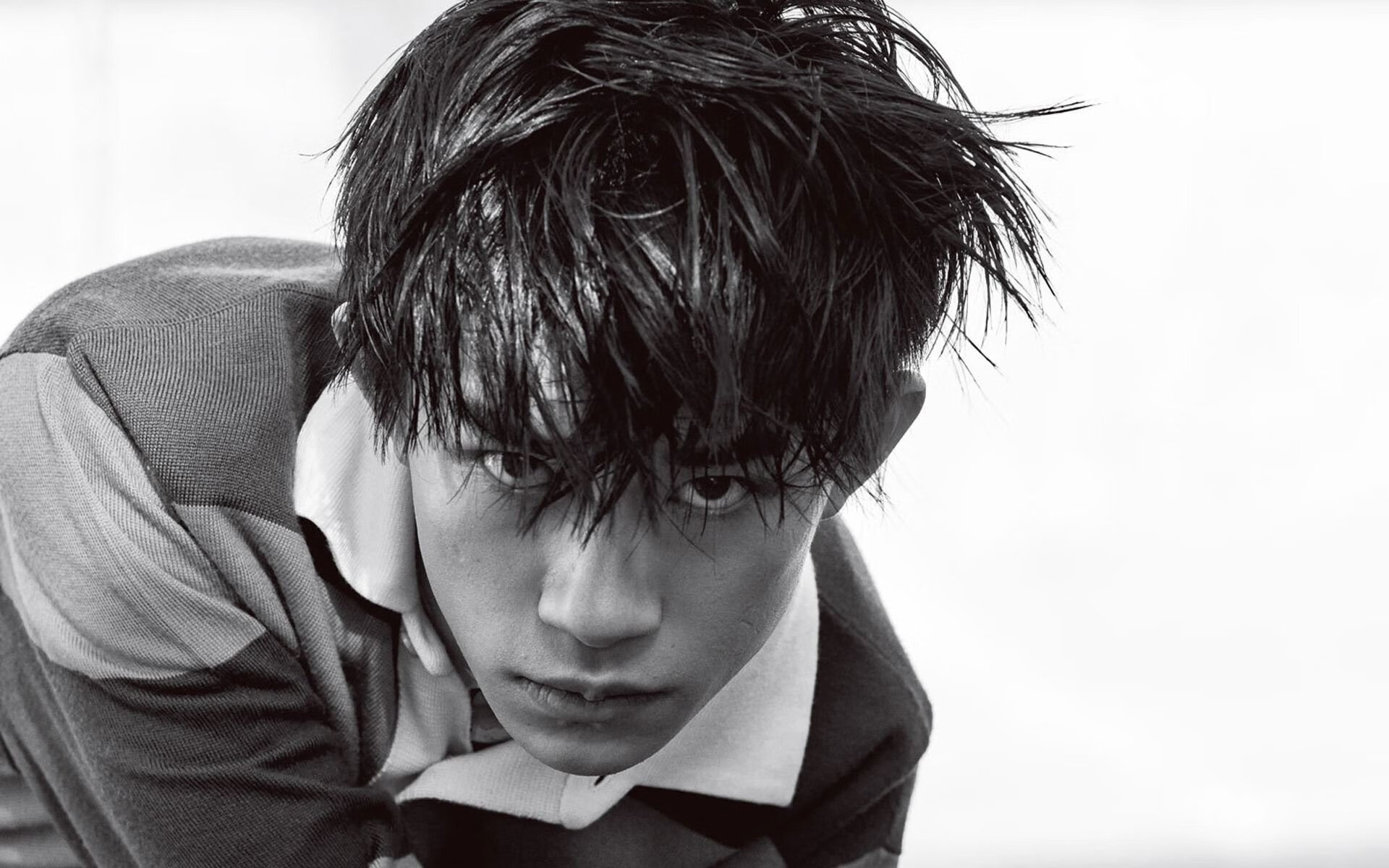 反转！维也纳之夜，奥地利边缘国脚奥斯梅恩致命一击，撕裂巴西足球神话