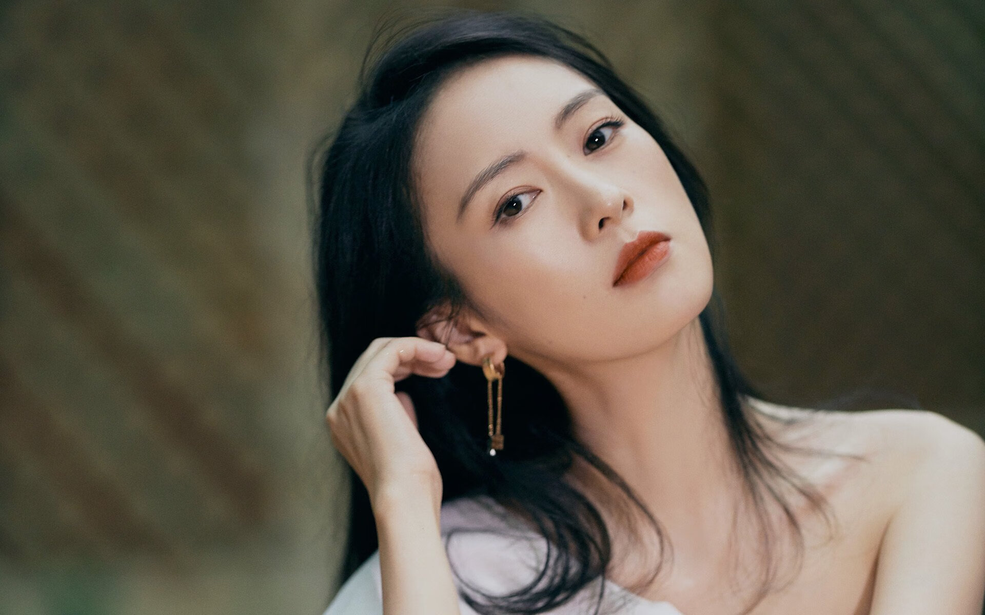 1.南美魔幻与现实，厄瓜多尔横扫曼城，李刚仁暴雨中闪耀