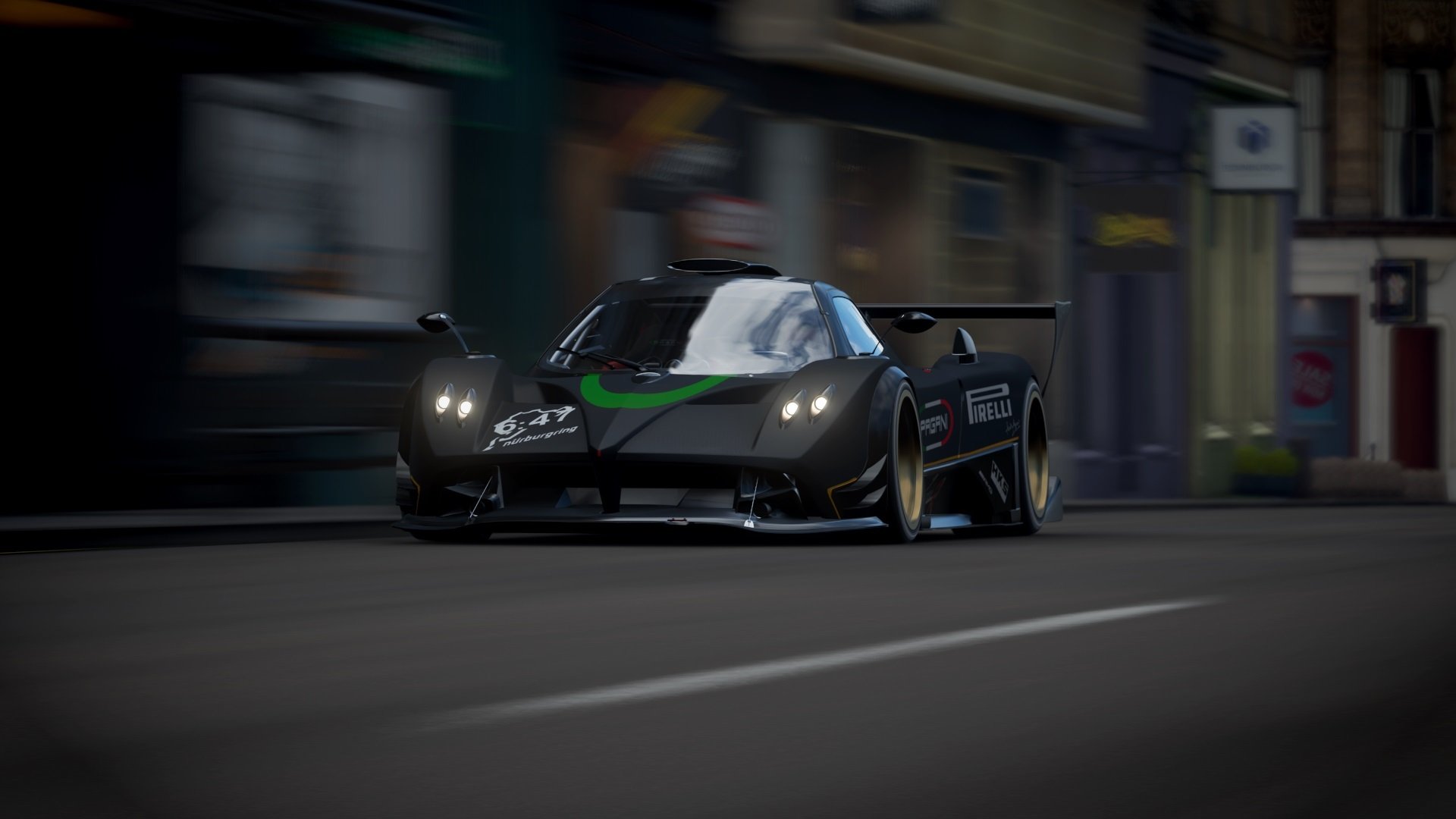 激战双线，赛道狂飙与篮下决胜的交响